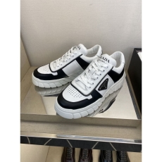 Prada Low Shoes